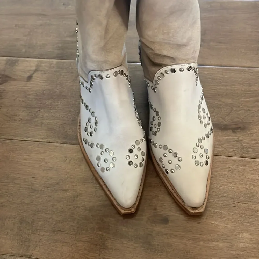 Free People Joelton Studded Western Boots tan and Lt Grey Leather EU 37 US 7